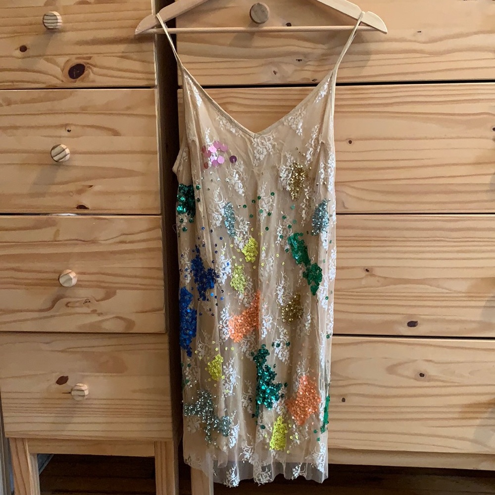 Sequin slip
